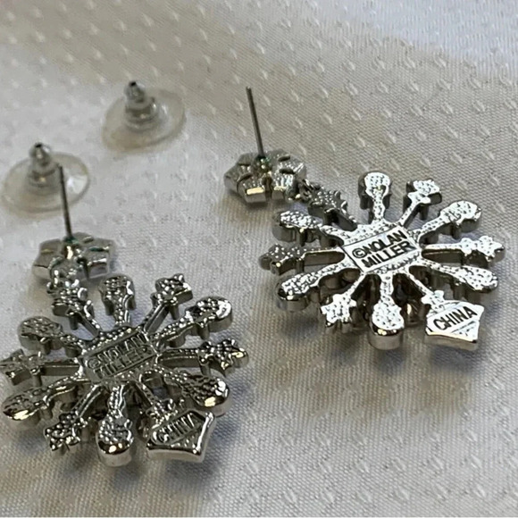 Nolan Miller vintage snowflake earrings - Picture 4 of 5
